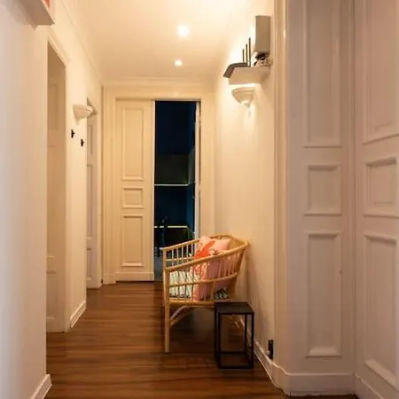 On A Budget 1 Min To Main Square Apartamento *